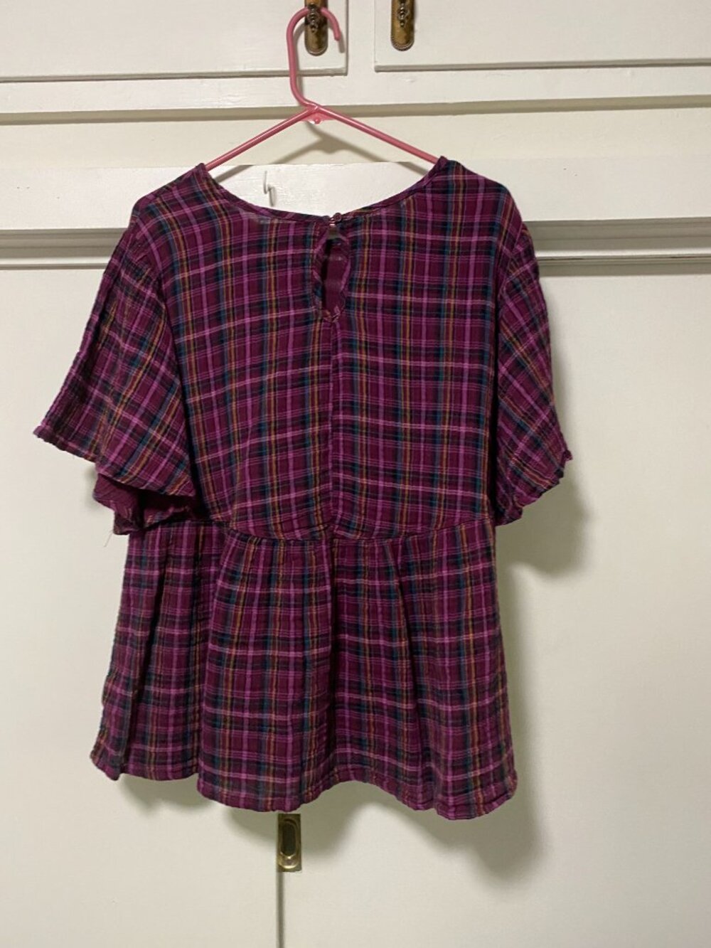 FEMININE & COLORFUL, Terra & Sky, short sleeve, burgundy plaid blouse, size 1X - Picture 5 of 9